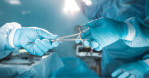 Підпільна операція з трагічними наслідками: у Львові жінка втратила можливість мати дітей після нелегального аборту