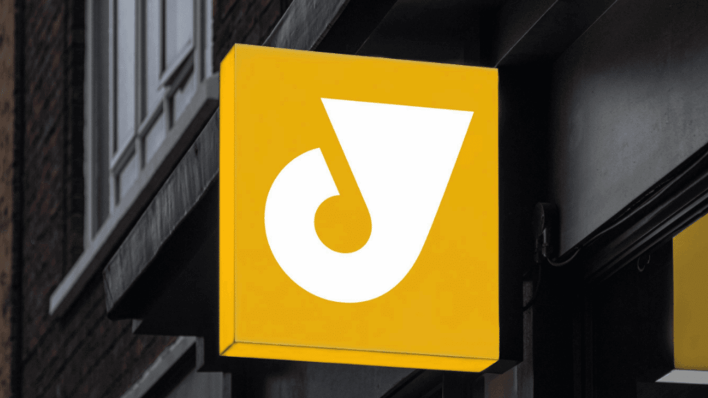 Укрпошта представила новий логотип і шрифти, щоб підкреслити українську ідентичність